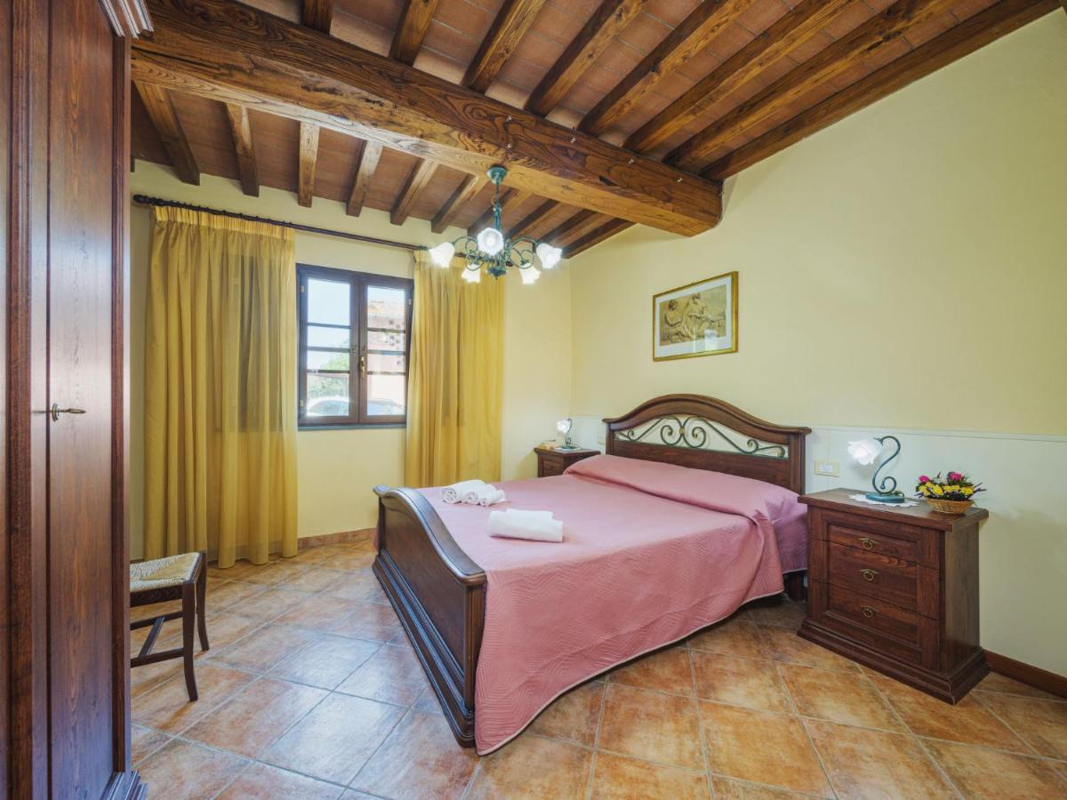 Appartamento Locazione Turistica Ponziani-2 Orentano Esterno foto