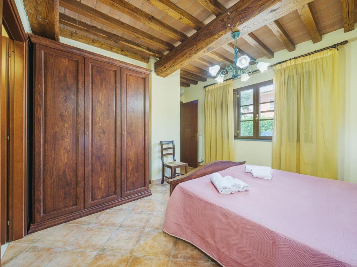 Appartamento Locazione Turistica Ponziani-2 Orentano Esterno foto